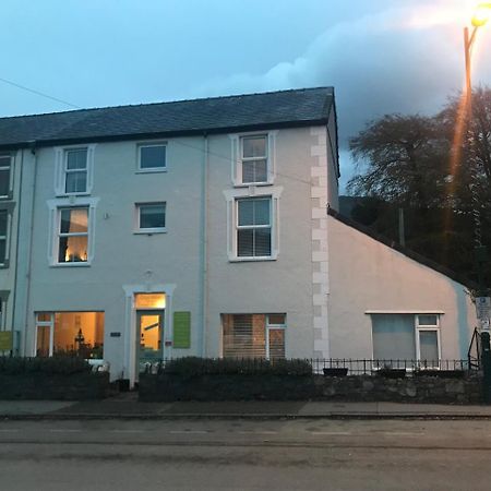 Glyn Afon Hotel Caernarfon Exterior foto